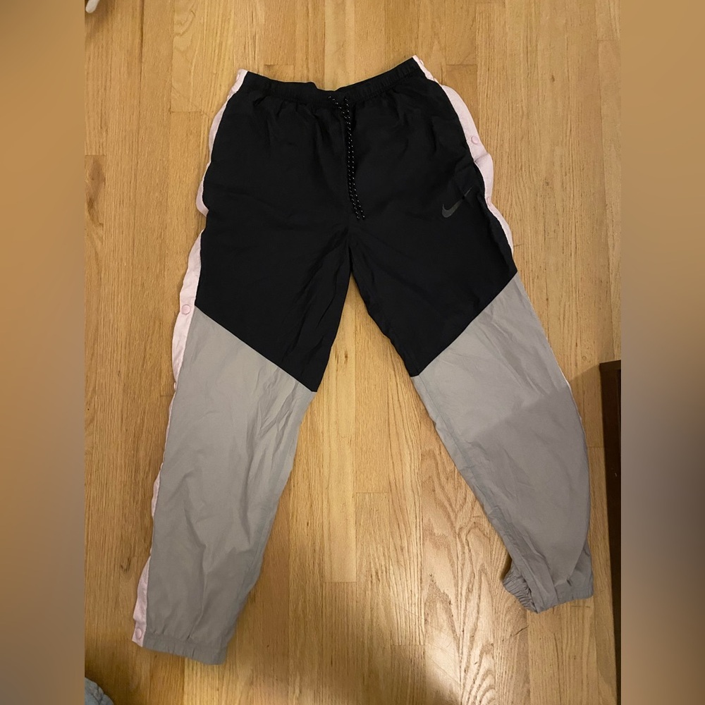 Nike Windrunner pants